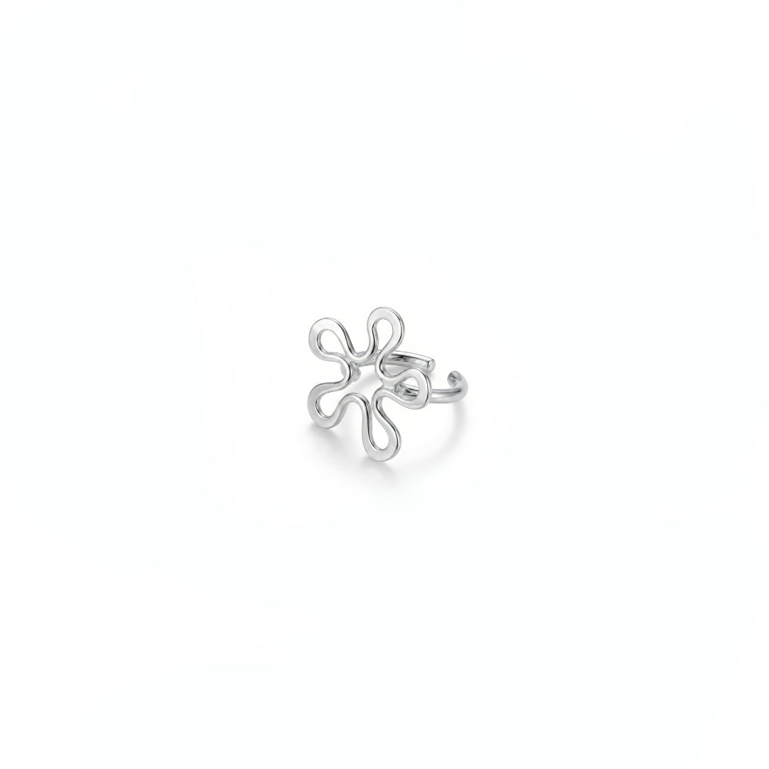 BLOMMAN Ear Cuff in sterling silver featuring a looping flower design on a white background