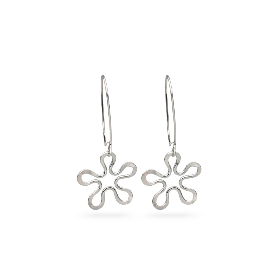 BLOMMAN Elegant örhängen på krok i 925 sterling silver blomformad design