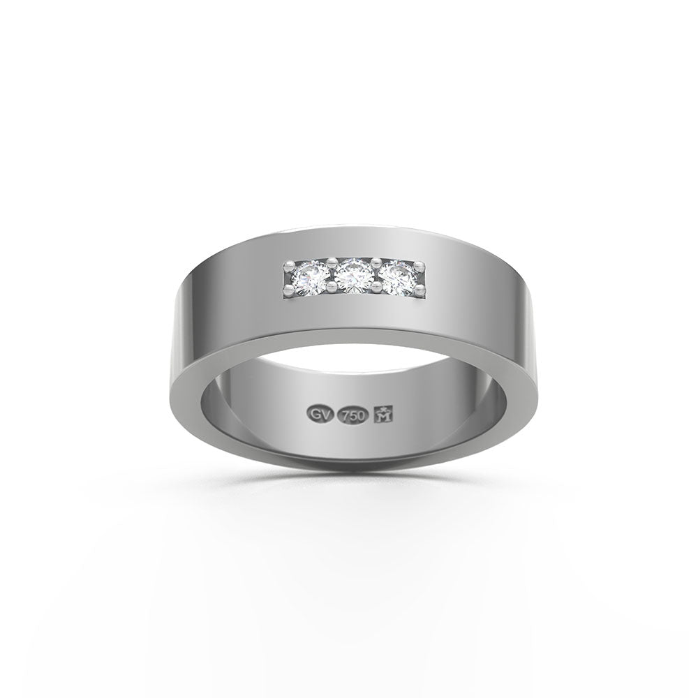 Bred rektangulär ring i 18K vitguld med tre diamanter i en rad