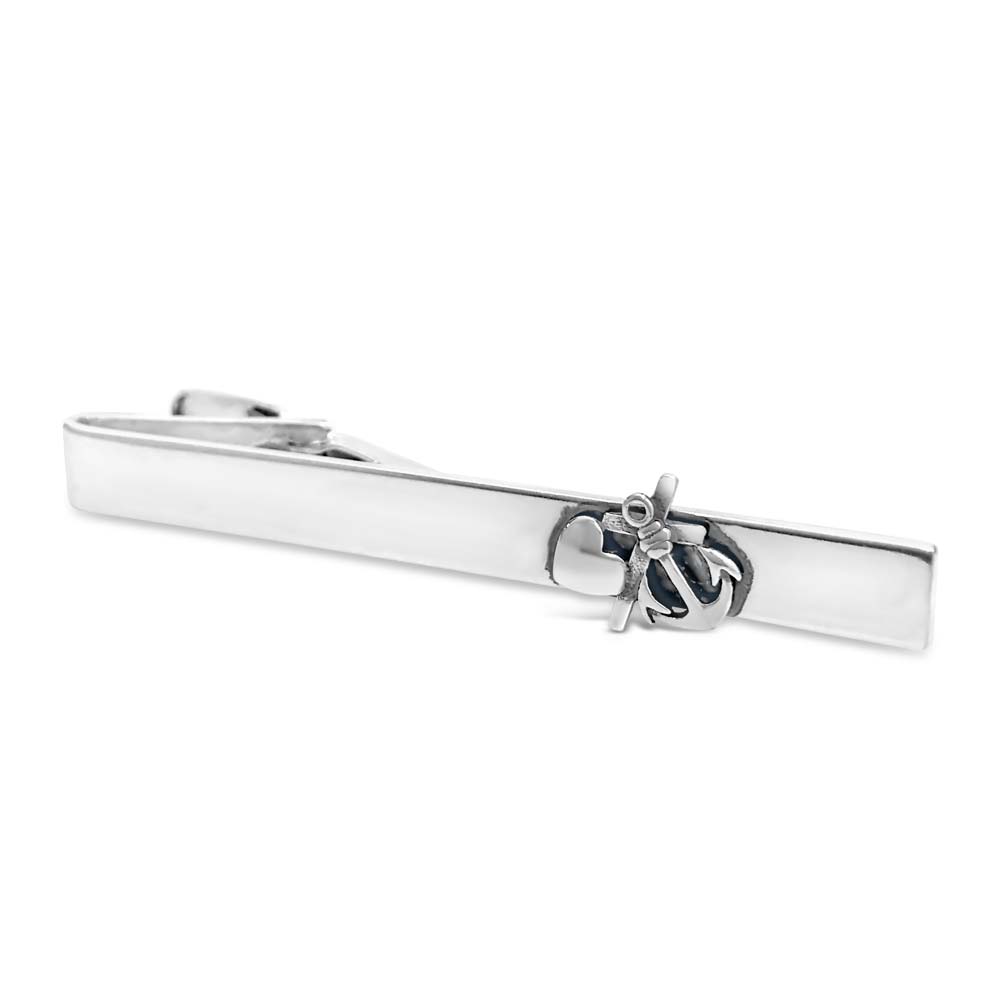 TRO HOPP OCH KÄRLEK slipsklämma i silver med ankarmotiv och svagt antikfinish