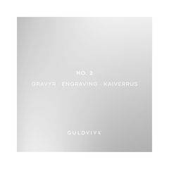 Grå gradientkort som beskriver gravyr alternativ 2 med GULDVIVA logotyp.