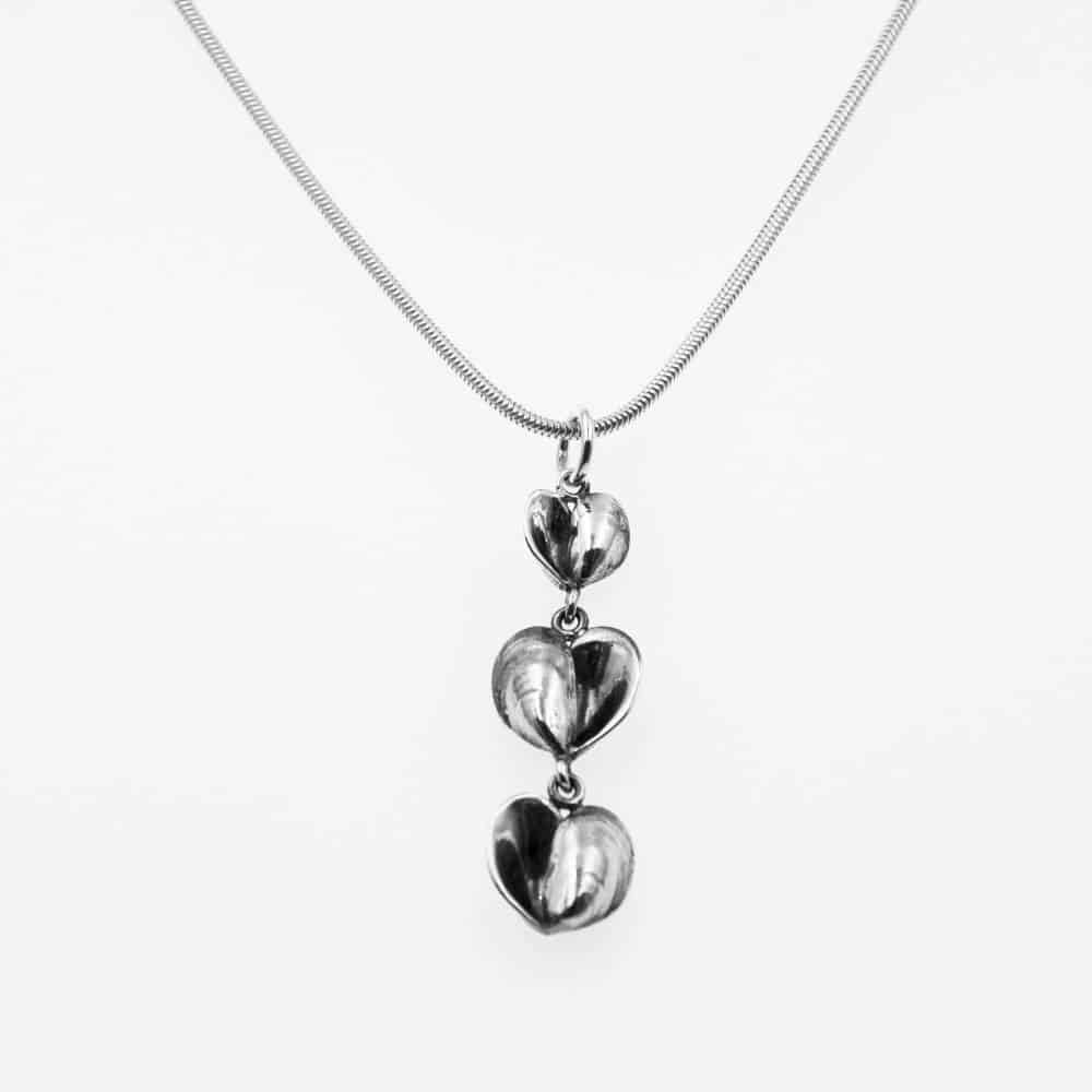 BLÅMUSSLA HJÄRTA FEST halsband - Guldviva Jewellery