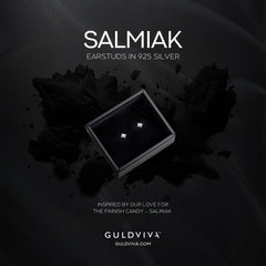 SALMIAK örhängen på stift i 925 sterling silver små fyrkantiga studs ca 5 mm breda
