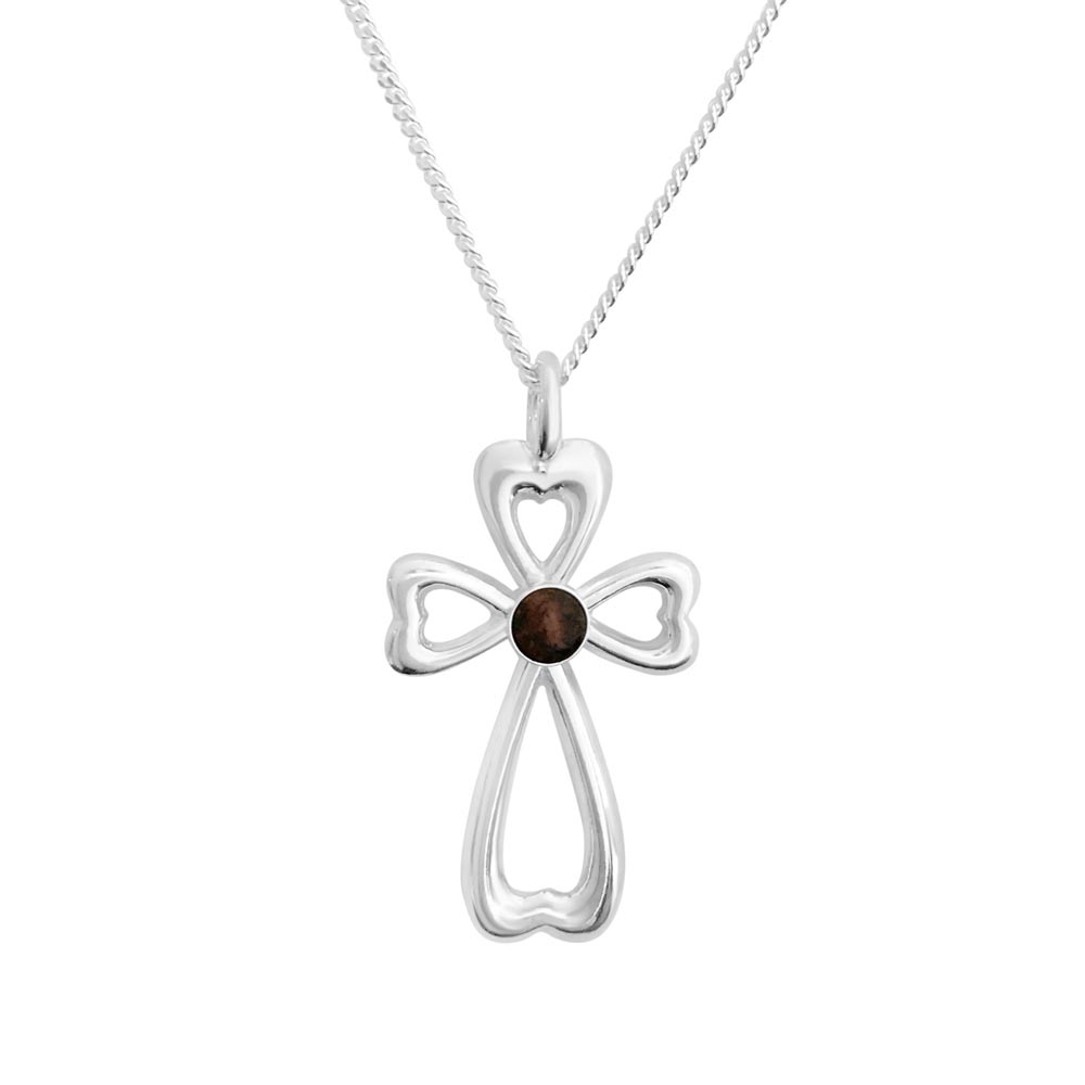 Silver KORSHJÄRTA cross pendant necklace with a round brown Åland granite stone at center