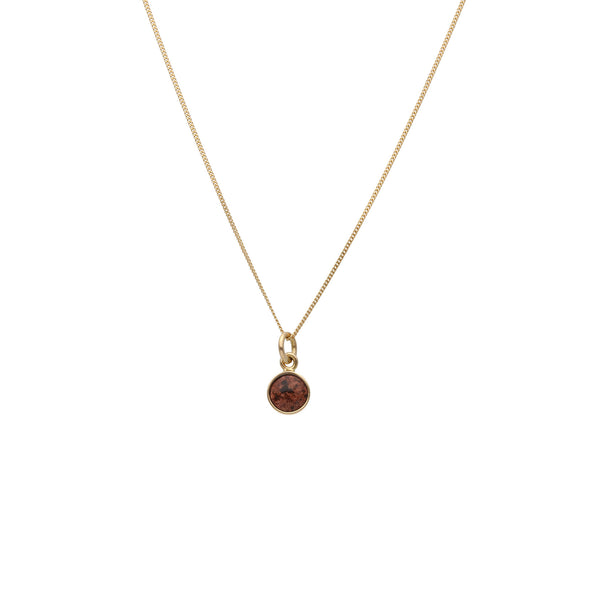 Basic Granit S 18K halsband med rund åländsk granit i guldfattning på tunn kedja