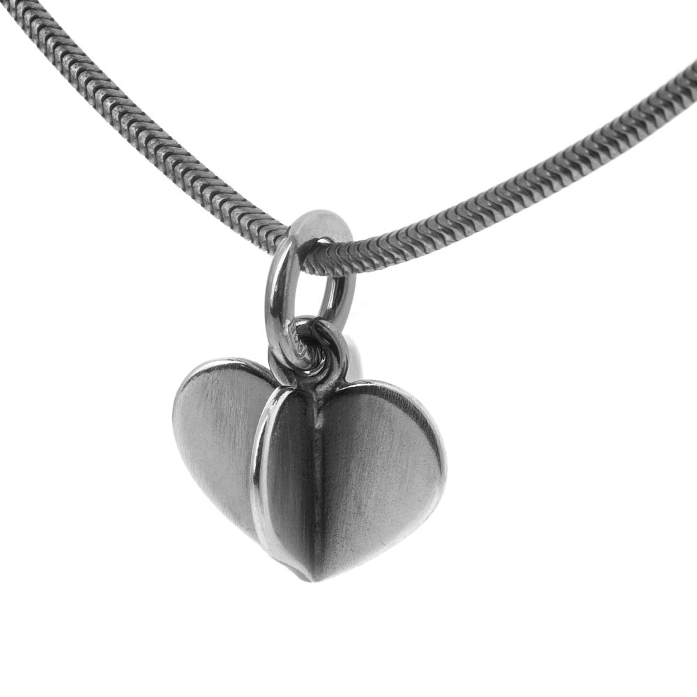 NELLO HJÄRTA L halsband - Guldviva Jewellery