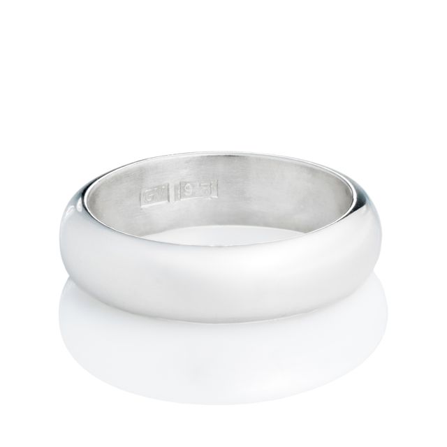 925 sterlingsilverring med slät yta nickelfri och handgjord cirka 5 mm bred