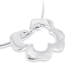 MAMA necklace pendant of a smooth four petal silver flower on a 42 cm snake chain